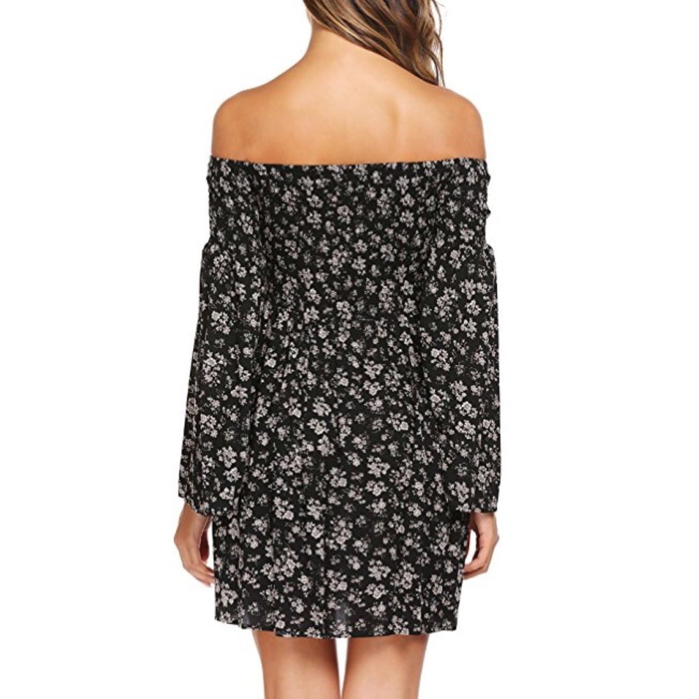 Off the shoulder flare sleeve dress - new with tag - Picture 2 of 4